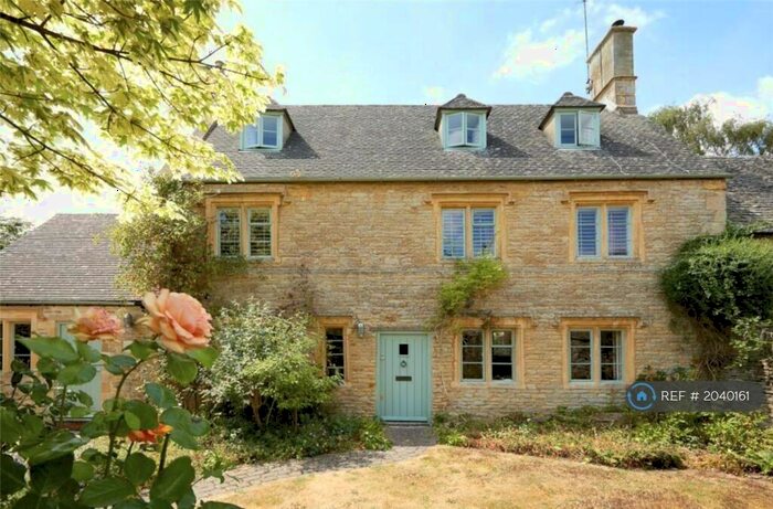 3 Bedroom Detached House To Rent In Church Place, Oddington, GL56