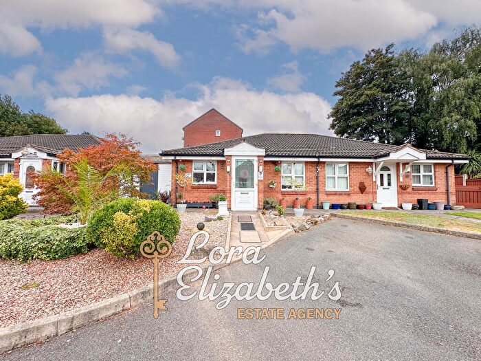 2 Bedroom Semi-Detached Bungalow For Sale In Lunness Court, Mansfield, Nottinghamshire, NG18