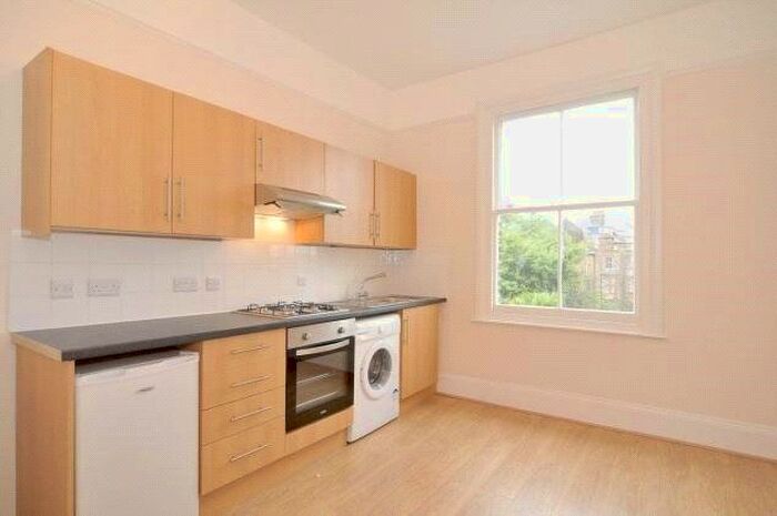 1 Bedroom Flat To Rent In Highlever Road, North Kensington, London, W10