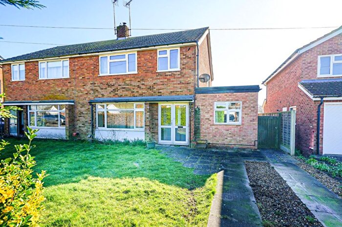 4 Bedroom Semi-Detached House For Sale In Church Lane, Cheddington, Leighton Buzzard, LU7