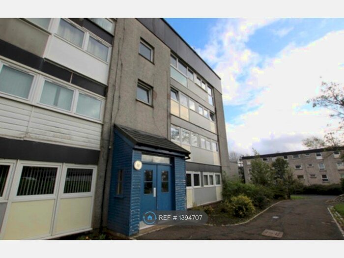3 Bedroom Flat To Rent In Glenacre Road, Cumbernauld, G67