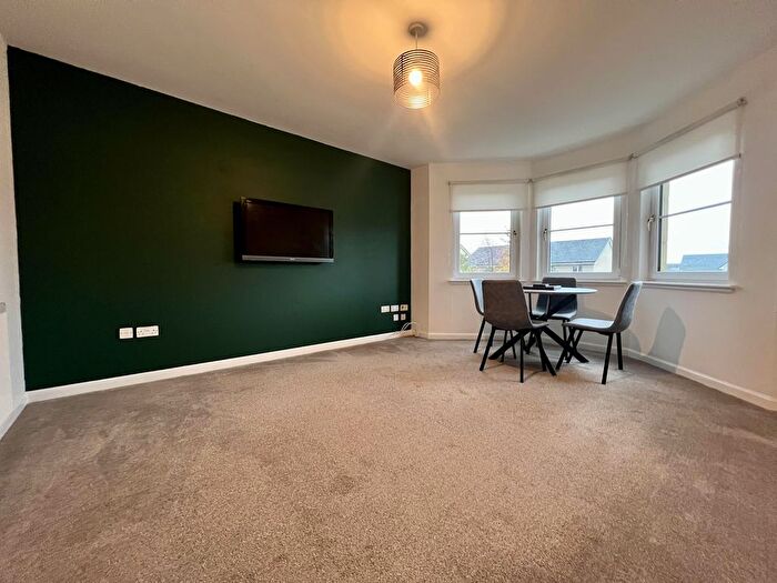 2 Bedroom Flat To Rent In Dolphingstone Court, Prestonpans, EH32