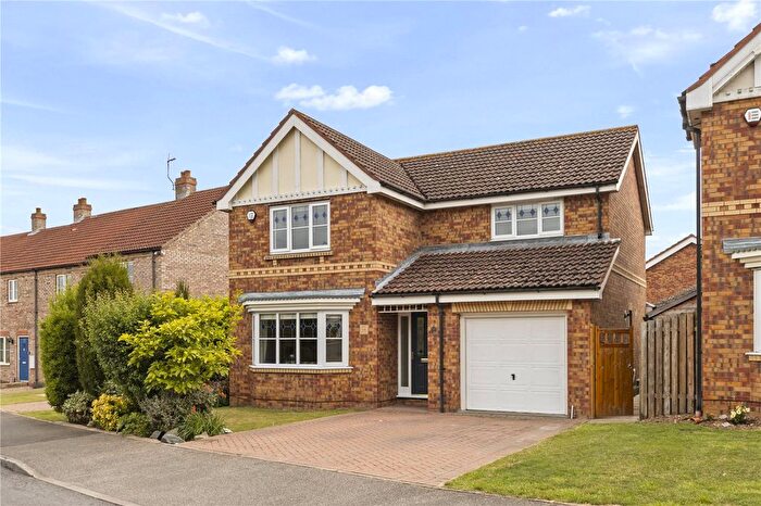 4 Bedroom Detached House For Sale In Wisteria Drive, Healing, North East Lincs, DN41