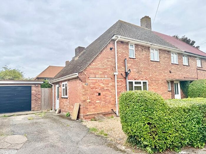 2 Bedroom Semi-Detached House For Sale In St.Edith's Gate, Grimoldby, LN11
