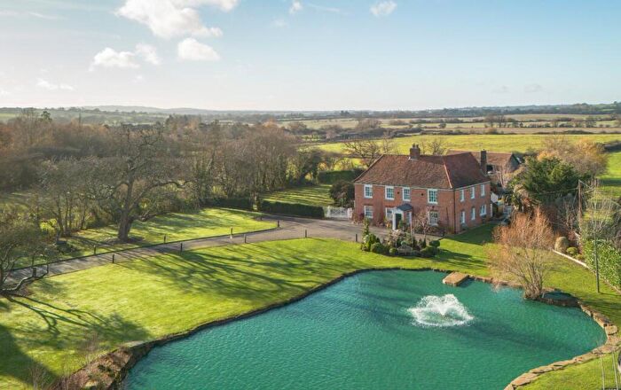 4 Bedroom Detached House For Sale In Ramsden Bellhouse, CM11