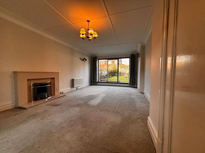 4 Bedroom Detached House For Sale In Dryburn Park, Framwellgate Moor, DH1