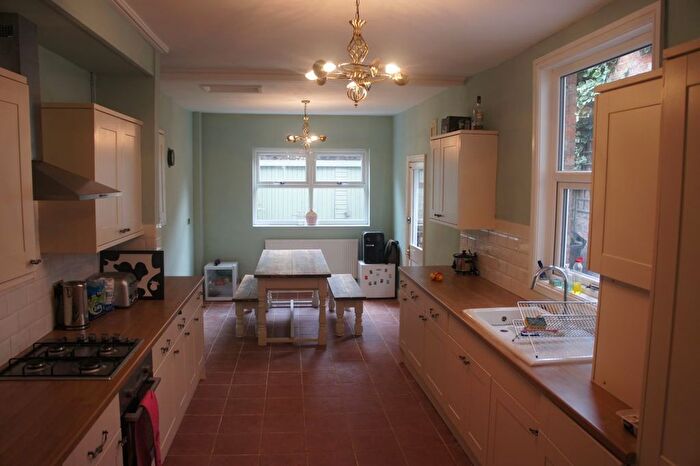 6 Bedroom Terraced House To Rent In Haxby Road, York, YO31