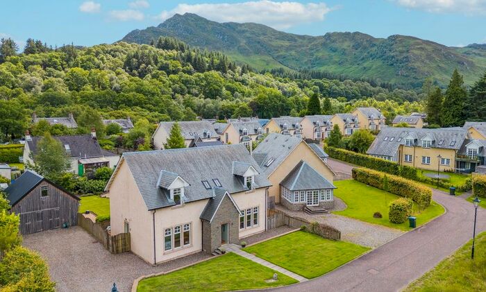 5 Bedroom Detached House For Sale In Dundurn Walk, St Fillans, Crieff, PH6