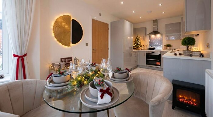4 Bedroom Semi Detached House For Sale In Fidden Avenue, Northwich, CW9