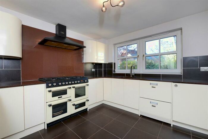 5 Bedroom Detached House For Sale In Jenks Loan, Newtongrange, Dalkeith, EH22