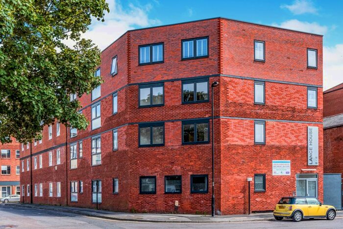 1 Bedroom Apartment To Rent In Lance House, Southampton, SO15