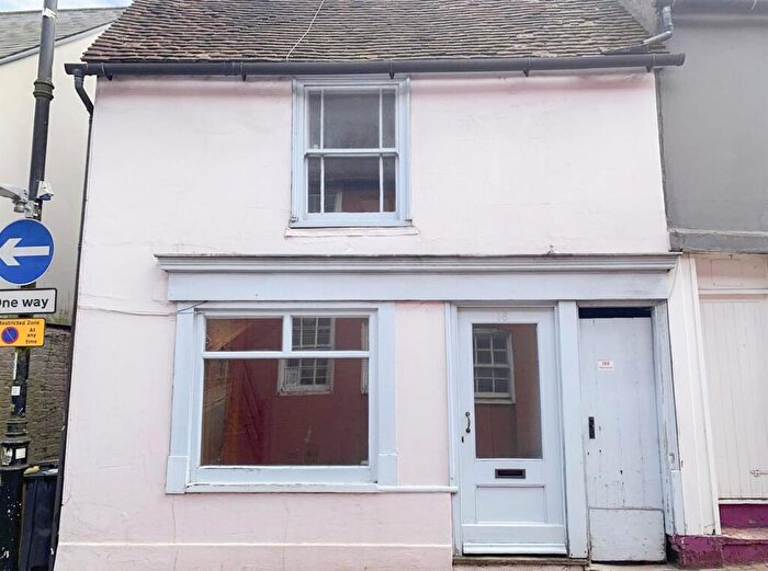 1 Bedroom Terraced House To Rent In Market Street, Lewes, BN7