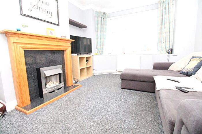 2 Bedroom Bungalow To Rent In Temple Road, Ipswich, Suffolk, IP3