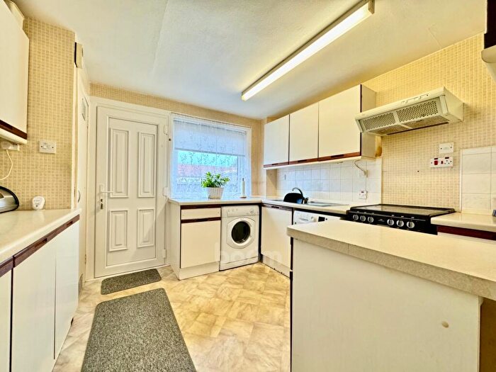 3 Bedroom Semi-Detached House For Sale In Sunderland Court, Kilbirnie, KA25