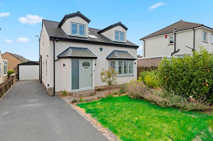 4 Bedroom Detached House For Sale In Clarendon Road, Bingley, BD16