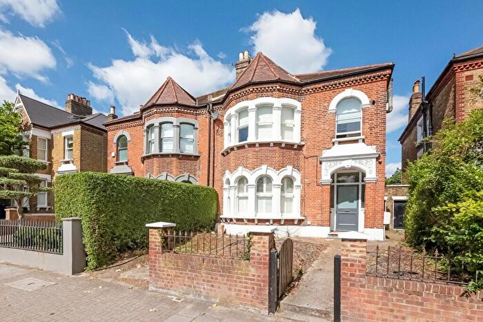 1 Bedroom Apartment For Sale In Barry Road, East Dulwich, London, SE22