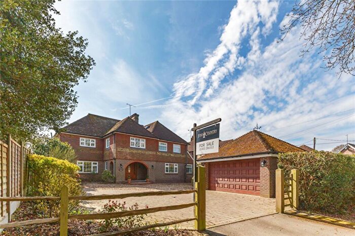 5 Bedroom Detached House For Sale In Winterpit Lane, Mannings Heath, RH13