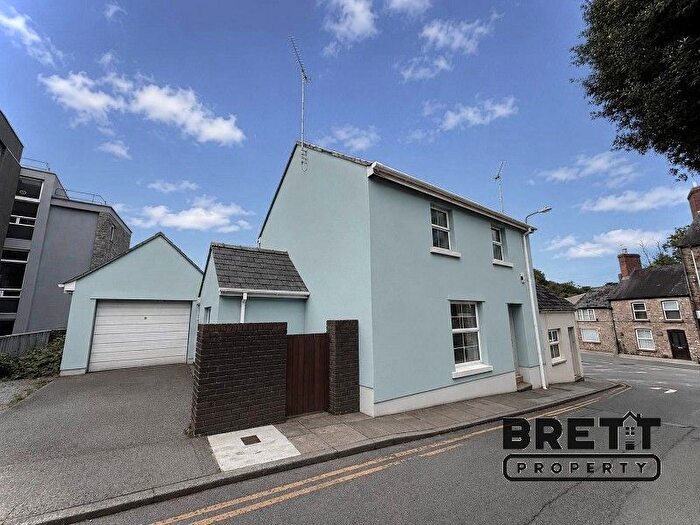 2 Bedroom Detached House For Sale In Church Street, Haverfordwest, SA61