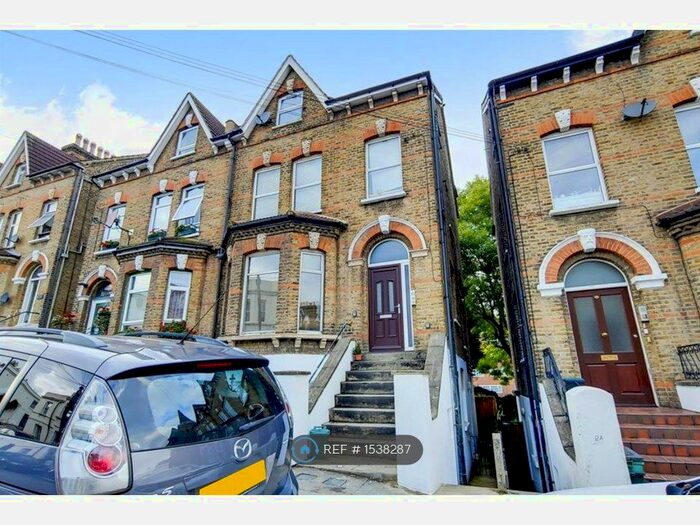 1 Bedroom Flat To Rent In Crystal Palace, London, SE19