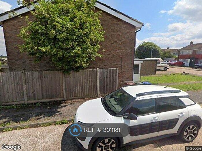 3 Bedroom End Of Terrace House To Rent In Byron Gardens, Tilbury, RM18