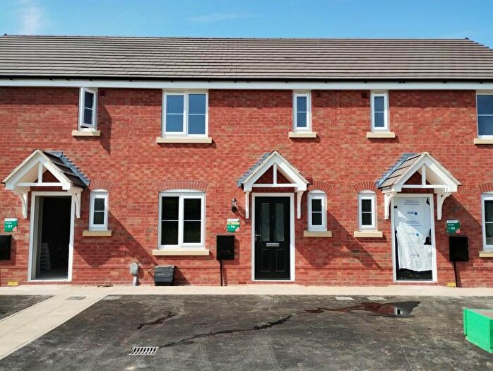 3 Bedroom Terraced House To Rent In High Road, Weston, PE12