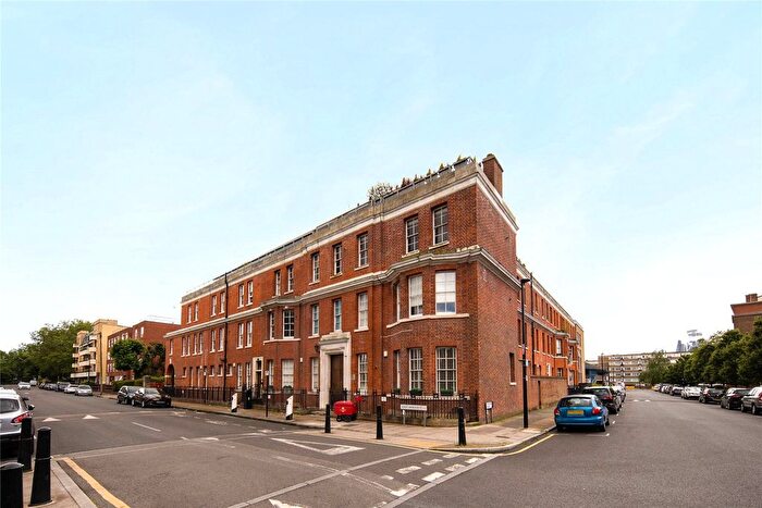 1 Bedroom Flat To Rent In Whittington Apartments, East Arbour Street, Stepney, London, E1
