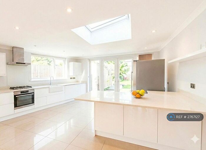 3 Bedroom Semi-Detached House To Rent In Oakhampton Road, London, NW7