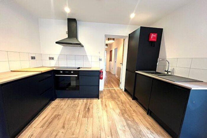 2 Bedroom Flat To Rent In Goulden Road, Manchester, M20