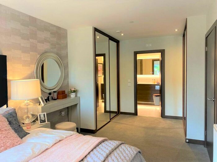 1 Bedroom Flat To Rent In Houghton Way, Bury St. Edmunds, IP33