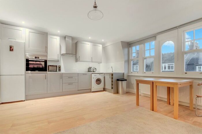 2 Bedroom Flat To Rent In Glenmore Road, Belsize Park, NW3