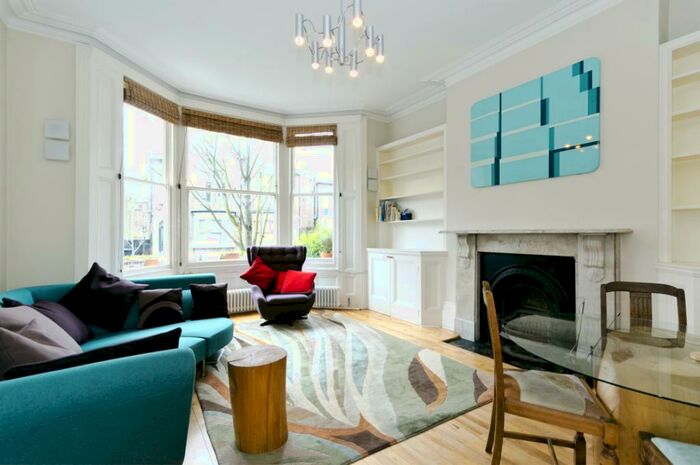 2 Bedroom Flat To Rent In Lady Margaret Road, London, N19