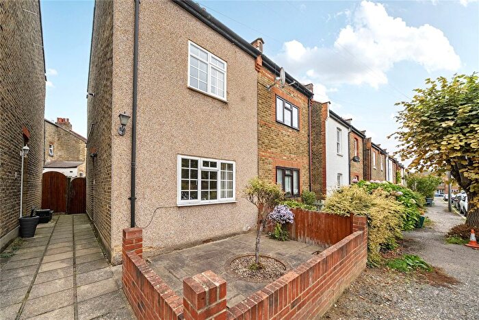 2 Bedroom Semi-detached House For Sale In Blandford Avenue, Beckenham, BR3