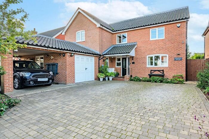 4 Bedroom Detached House For Sale In White Hart Street, East Harling, NR16