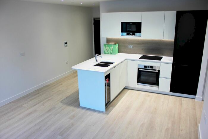 1 Bedroom Flat To Rent In Kayani Avenue, London, N4