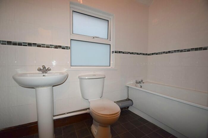 6 Bedroom House To Rent In MacKintosh Place, Roath, CF24