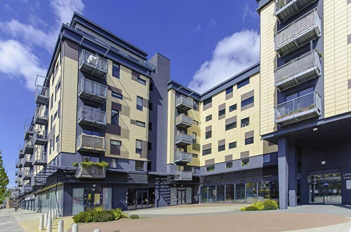 1 Bedroom Apartment To Rent In Copenhagen Street, King's Cross, N1