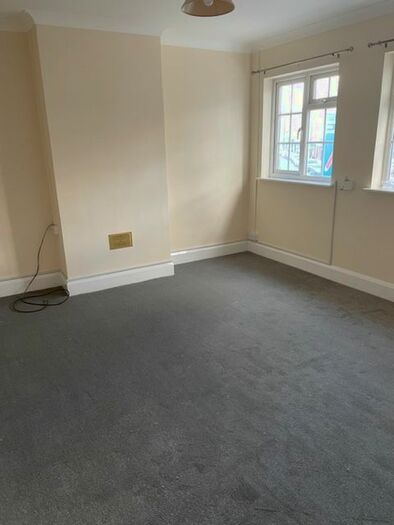 2 Bedroom Maisonette To Rent In Field End Road, Pinner, HA5