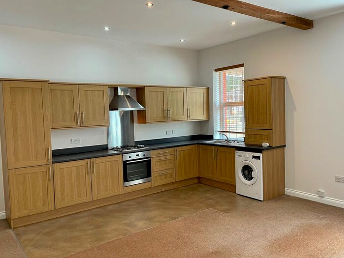 2 Bedroom Flat To Rent In Cemetery Road, Barnsley, S73