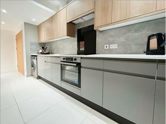 1 Bedroom House To Rent In Gulson Road, CV1
