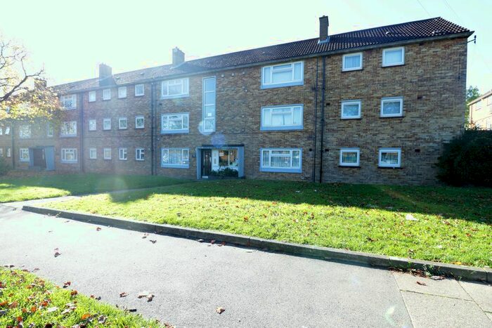 3 Bedroom Property To Rent In Whipperley Way, Luton, LU1