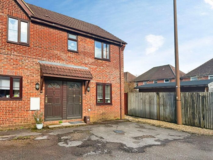 2 Bedroom Semi-Detached House For Sale In Percy Road, Southampton, SO16