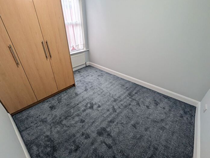 1 Bedroom Flat To Rent In Churchill Road, London, NW2