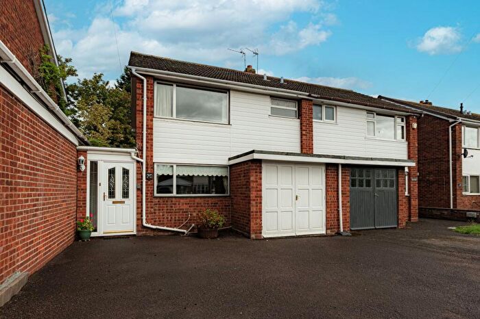 3 Bedroom Semi-Detached House For Sale In Reindeer Road, Fazeley, B78