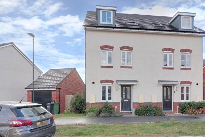 3 Bedroom Semi-Detached House For Sale In Thomas Tudor Way, Great Oldbury, Stonehouse, GL10