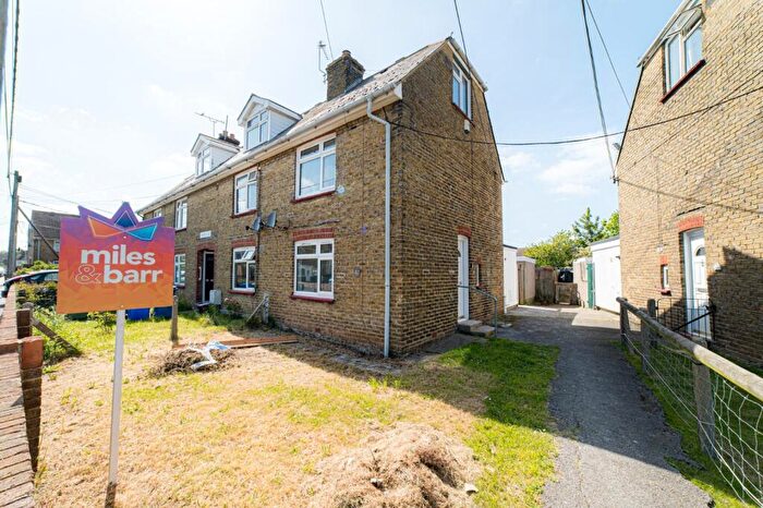 3 Bedroom Semi-Detached House To Rent In Priory Place, Faversham, Kent, ME13