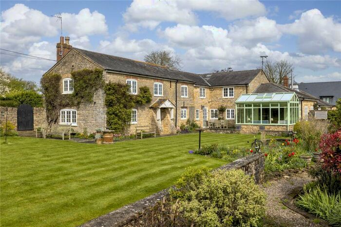 5 Bedroom Detached House For Sale In Church Lane, Lillingstone Lovell, Buckingham, MK18