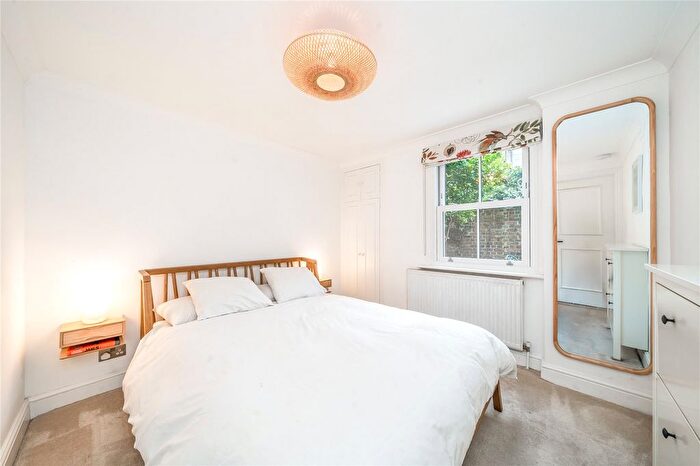 2 Bedroom Flat For Sale In Rita Road, London, SW8