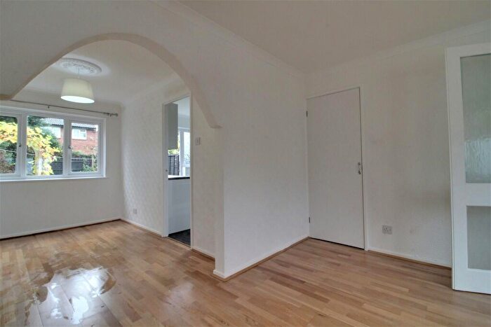 3 Bedroom Semi-Detached House To Rent In Alexandra Road, Birmingham, B5