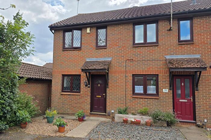 2 Bedroom End Of Terrace House For Sale In Bryant Way, Toddington, LU5