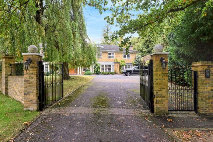 5 Bedroom Detached House To Rent In Kier Park, Ascot, SL5